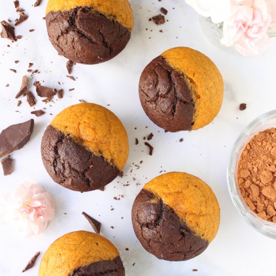 Two-Tone Pumpkin Chocolate Muffins