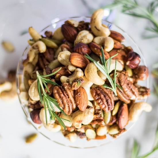 Holiday Spiced Mixed Nuts