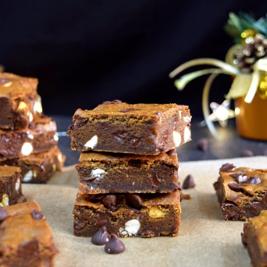 Gingerbread Brownie Bars