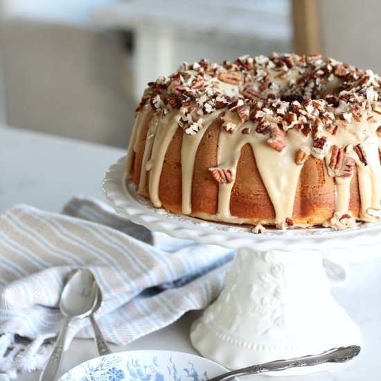 Caramel Pecan Bundt Cake