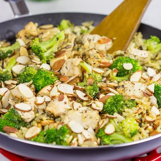 Chicken, Broccoli & Rice Skillet