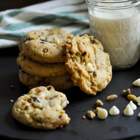 Pistachio White Chocolate Cookies