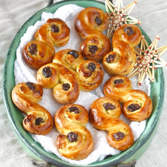 Swedish Christmas Buns