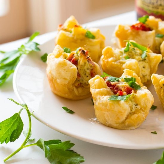 Puff Pastry Pesto Chicken Bites