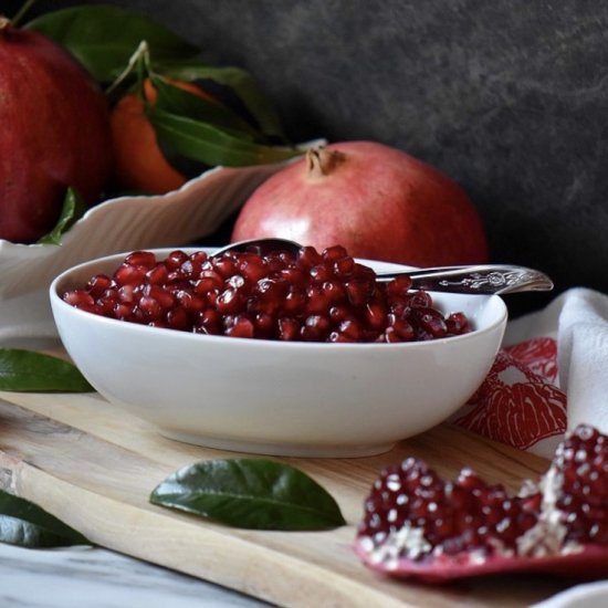 How to Remove Pomegranate Seeds