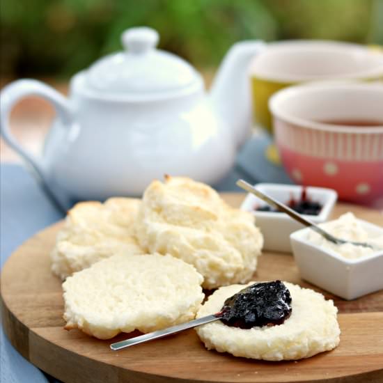 Easy 3 Ingredient Scones