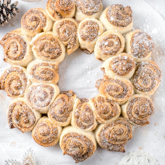 Dulce De Leche Walnut Holiday Wreath