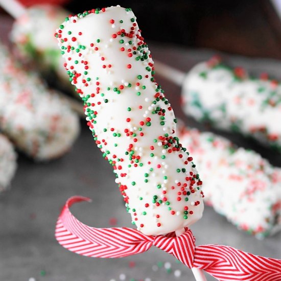 Christmas Marshmallow Pops