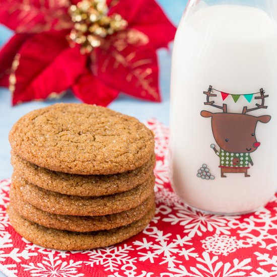 Soft & Chewy Molasses Cookies