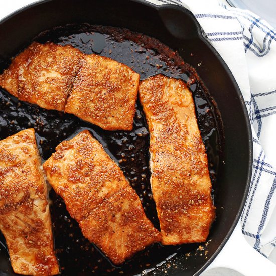 Honey Glazed Salmon with Flax Seed