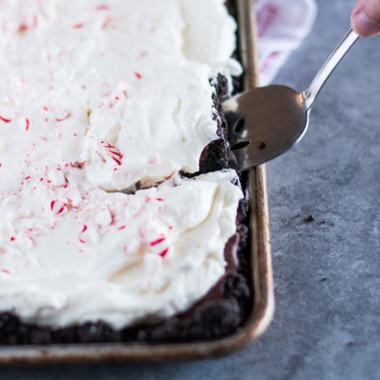 Peppermint Chocolate Slab Pie