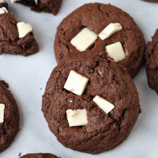 Peppermint Chip Chocolate Cookies