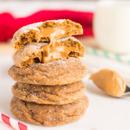 Cookie Butter Stuffed Ginger Cookie