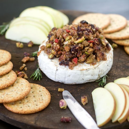 Easy Baked Brie with Nuts and Cranberry