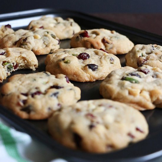 White Choco Pistachio Cran Cookies