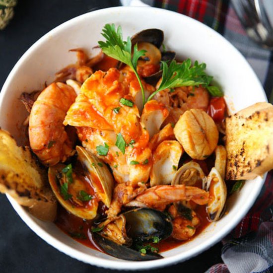 Cioppino or Zuppa Di Pesce