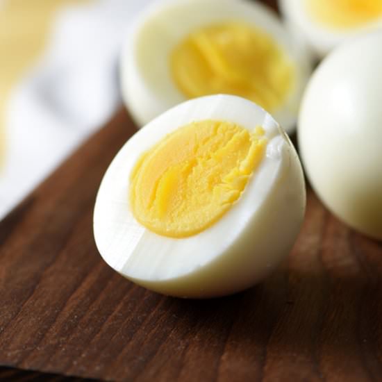 HOW TO MAKE PERFECT HARD BOILED EGG