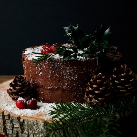 Vegan Chocolate Christmas Cake