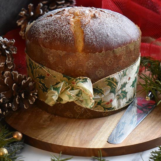 Zia Michelina’s Panettone