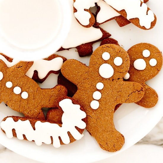 Vegan Iced Gingerbread Cookies