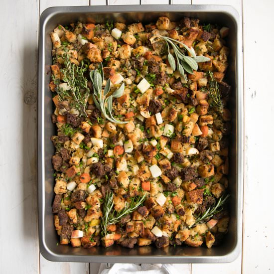 Herbed Apple Pumpernickel Stuffing