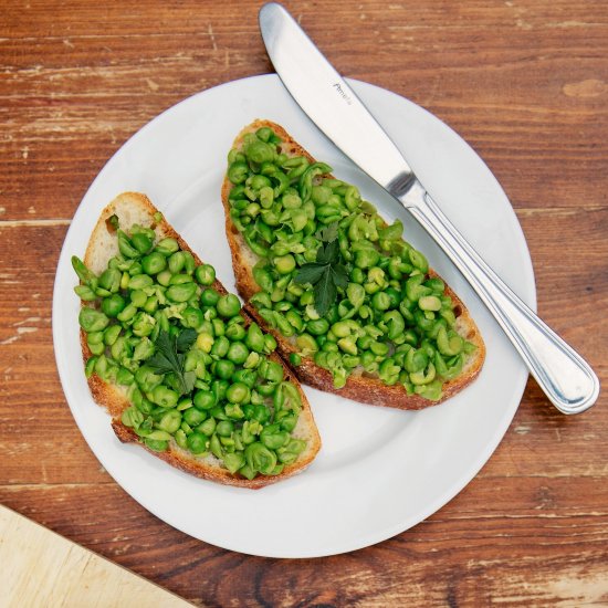 Peas on toast