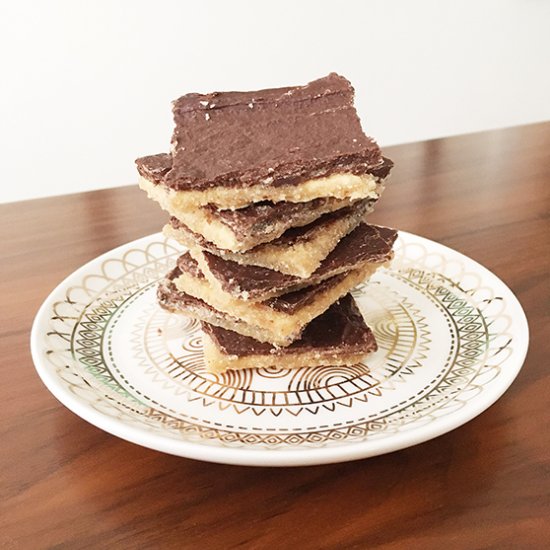 4-INGREDIENT CRACKER CANDY