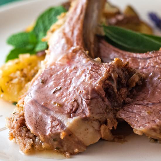 Garlic Roasted Rack of Lamb