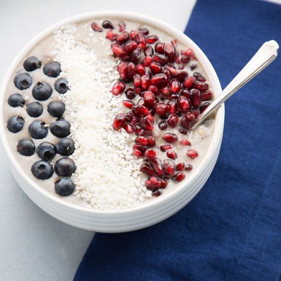 Quick Breakfast Smoothie Bowl