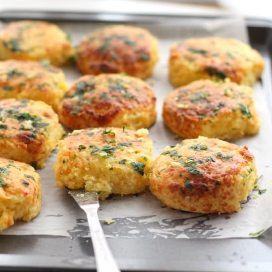 Homemade Cheddar Biscuits