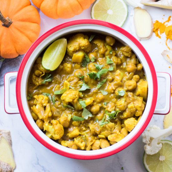 Creamy Pumpkin Cauliflower Curry