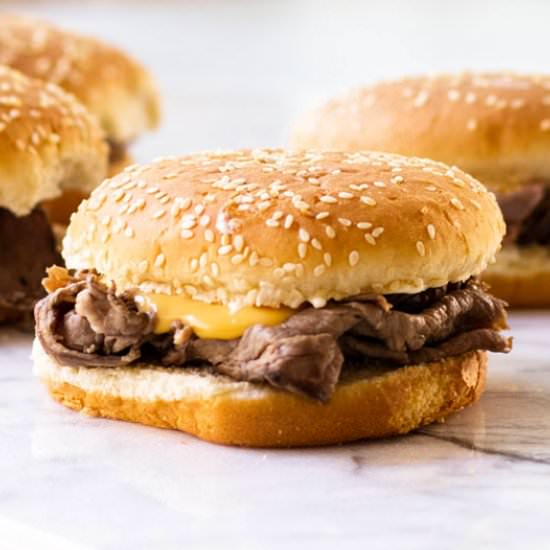 Hot Roast Beef Sandwiches