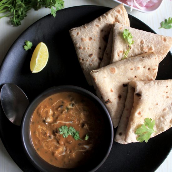 Dhaba-style Punjabi Dal Makhani