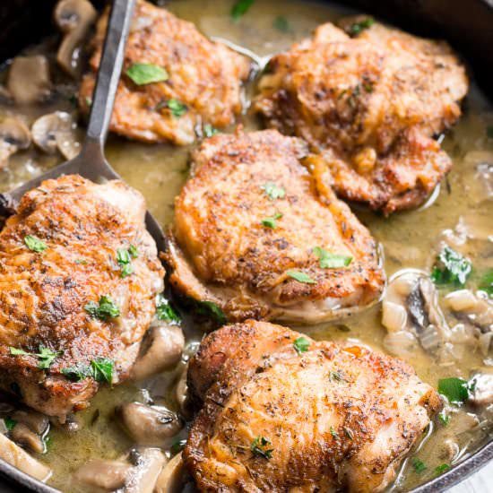 Chicken with Creamy Mushroom Sauce