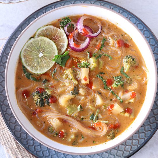 V + GF Vegetable Thai Curry soup