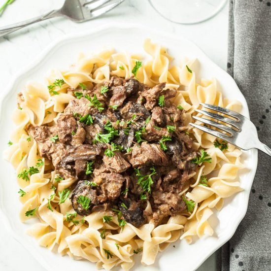 slow cooker beef stroganoff