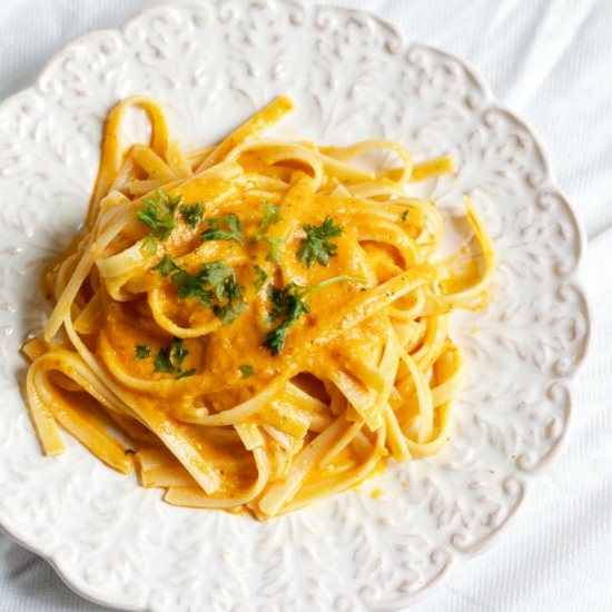 Creamy Tomato Vodka Sauce Pasta