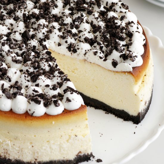 Cookies and Cream Cheesecake