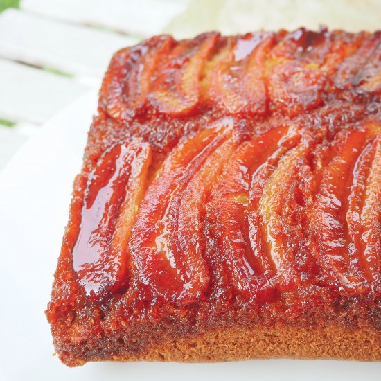 Upside-down Banana Cake