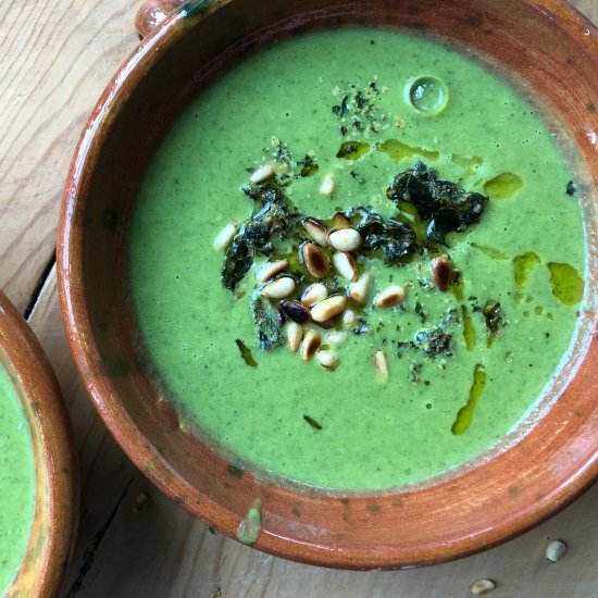 Roasted Cauliflower and Kale Soup