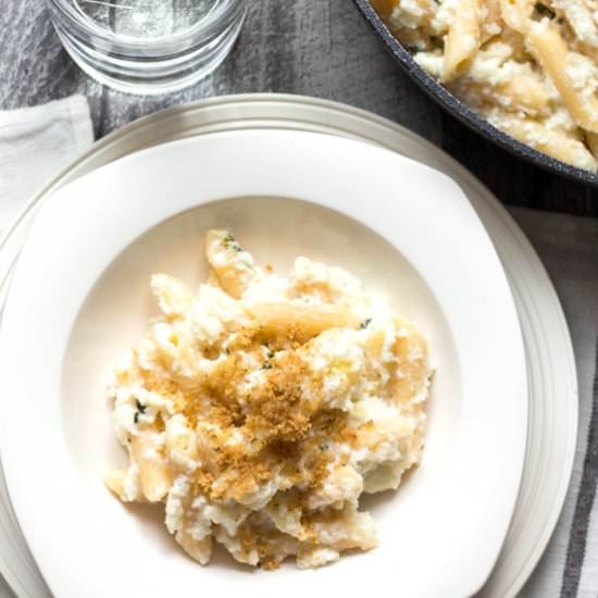 CREAMY CAULIFLOWER PENNE