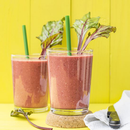 Beet greens detox smoothie