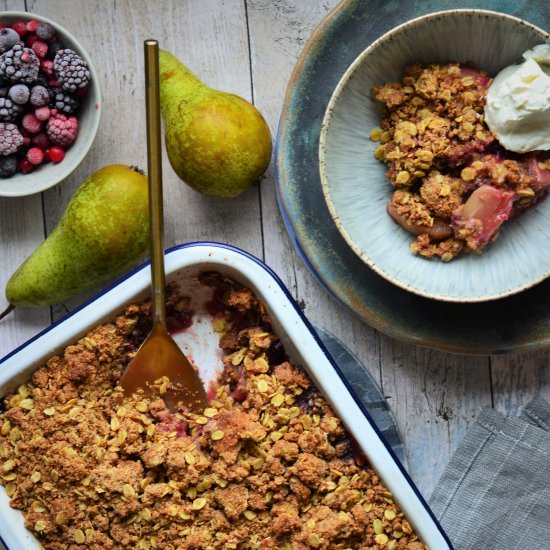 Pear and Berry Crumble