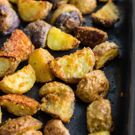 Garlic Parmesan Roasted Potatoes