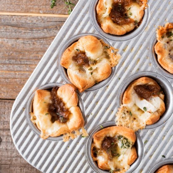 MINI BRIE BITES WITH ONION JAM