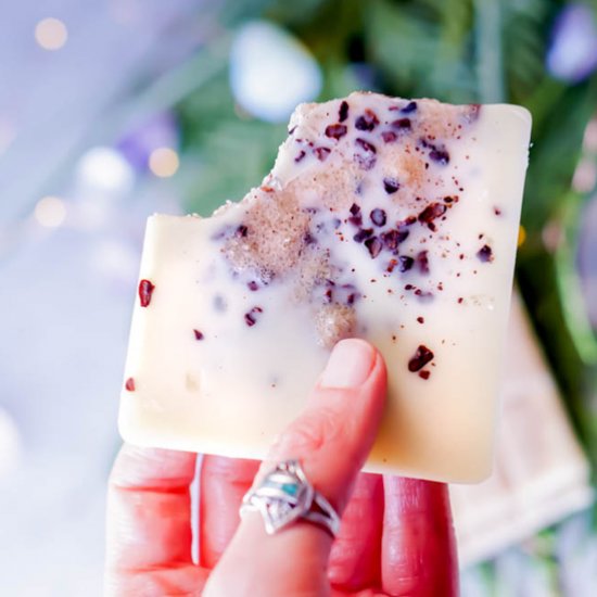 cookies & cream white chocolate bar