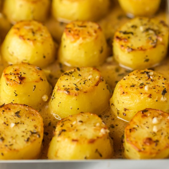 Oven-Roasted Melting Potatoes