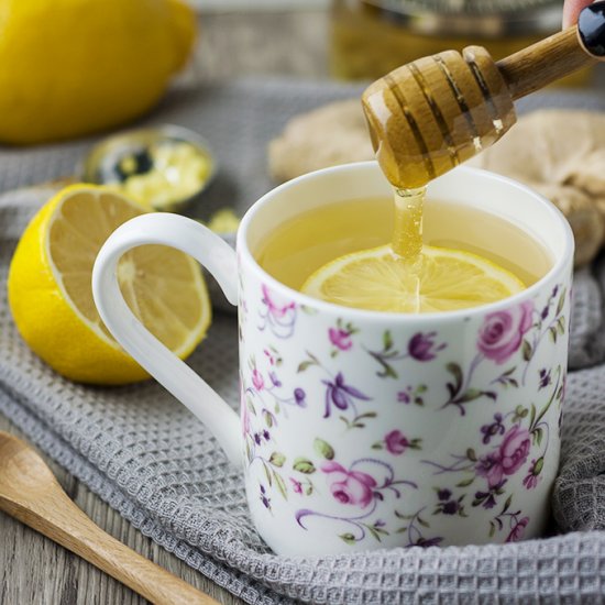 Fresh Lemon Ginger Tea