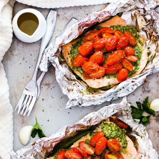 SALSA VERDE BAKED SALMON IN FOIL