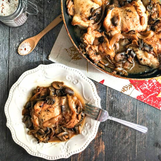 Skillet Chicken & Balsamic Onions